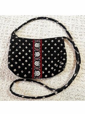 Vera Bradley Jilly Tote Bag Classic Black Red White Lotus Small Crossbody Travel
